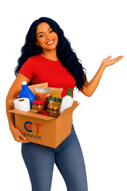 Cliente CT Envios con caja de envío lista para Cuba
